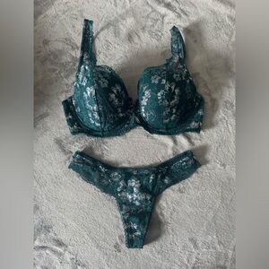 Victoria's Secret Dark Teal Lace Bra Set